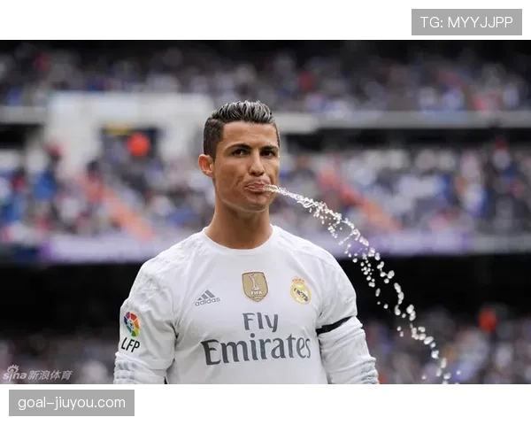 哈兰德与莱万：终结效率差异背后的战术适配逻辑